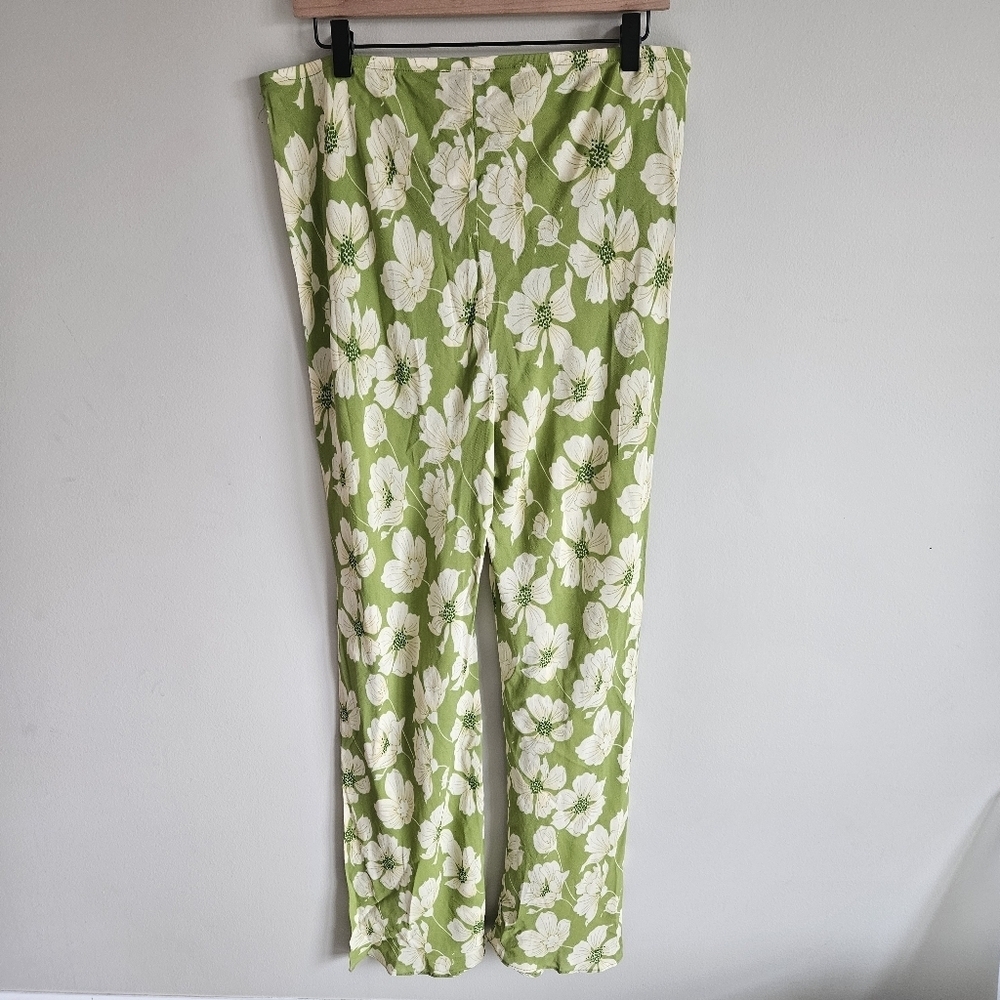 Reformation Green Floral Gale Sheer Mid Rise Bias Pant In Lovebird - Picture 10 of 14